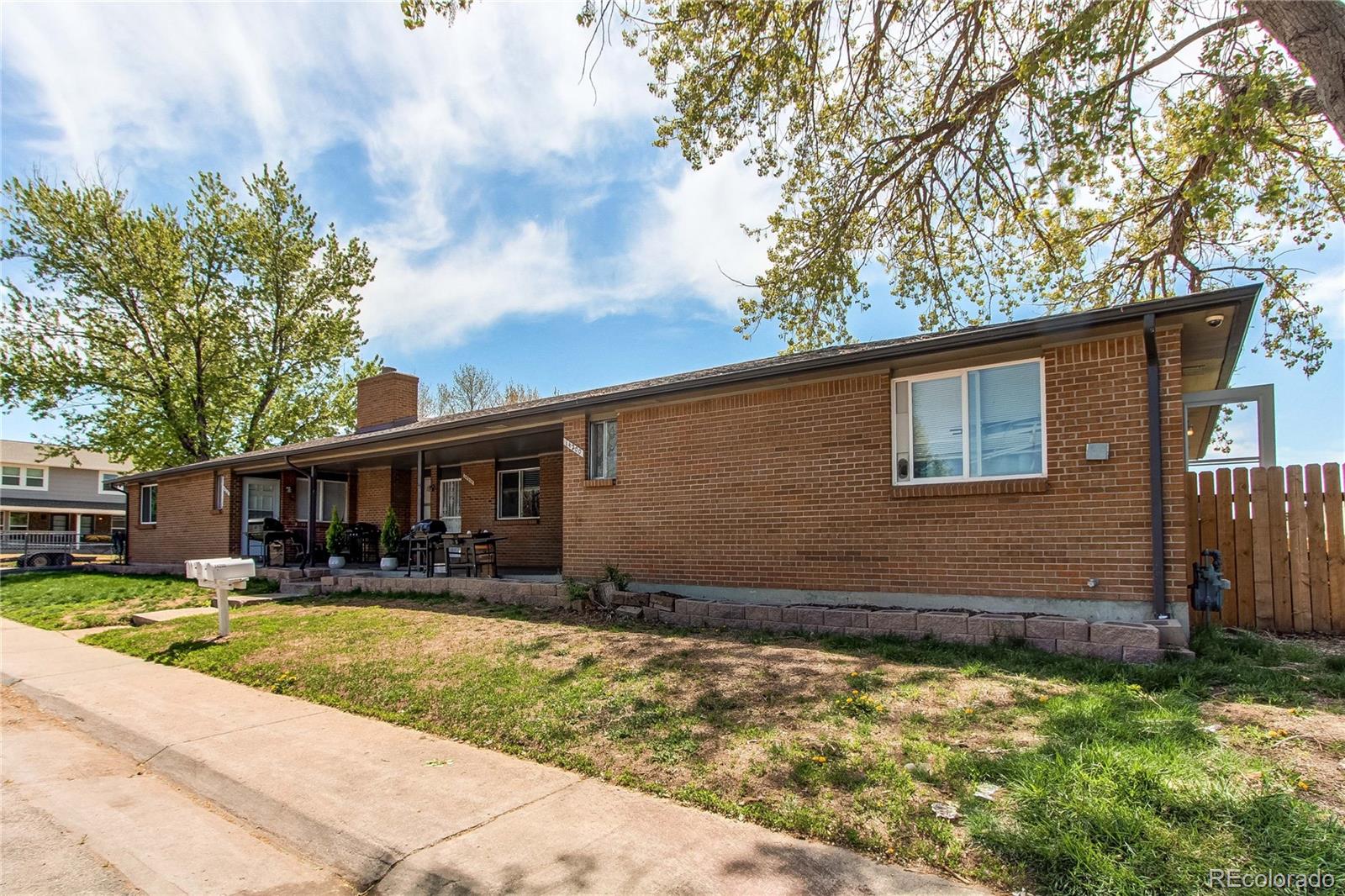 14200 E 22nd Pl, Aurora, CO 80011