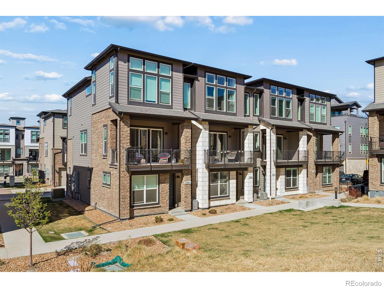 2271 Buttercup Ln, Superior, CO 80027