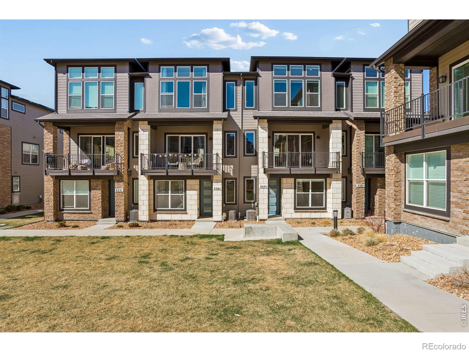 2271 Buttercup Ln, Superior, CO 80027