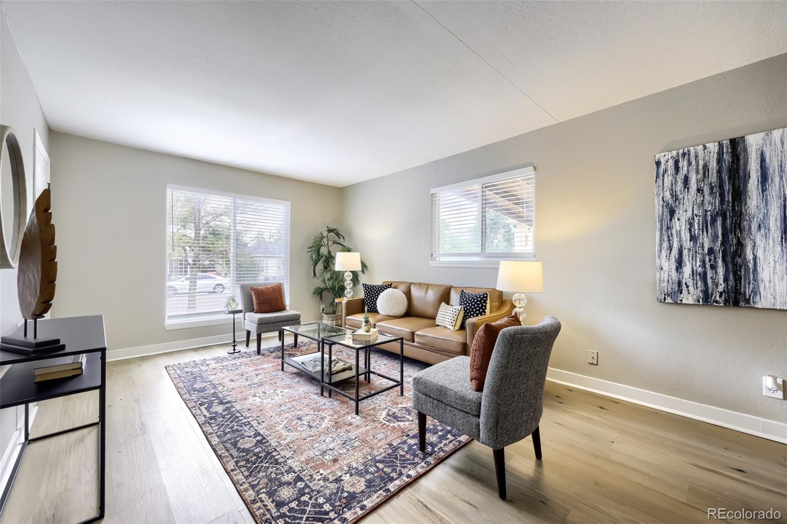 987 Vaughn St, Aurora, CO 80011
