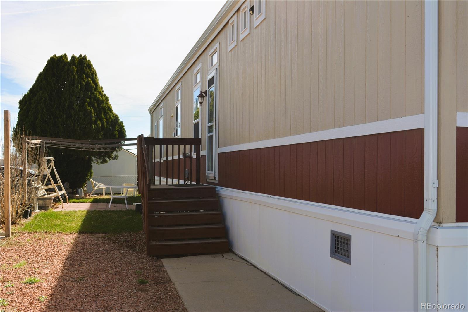 304 Barnard Ct, Longmont, CO 80501