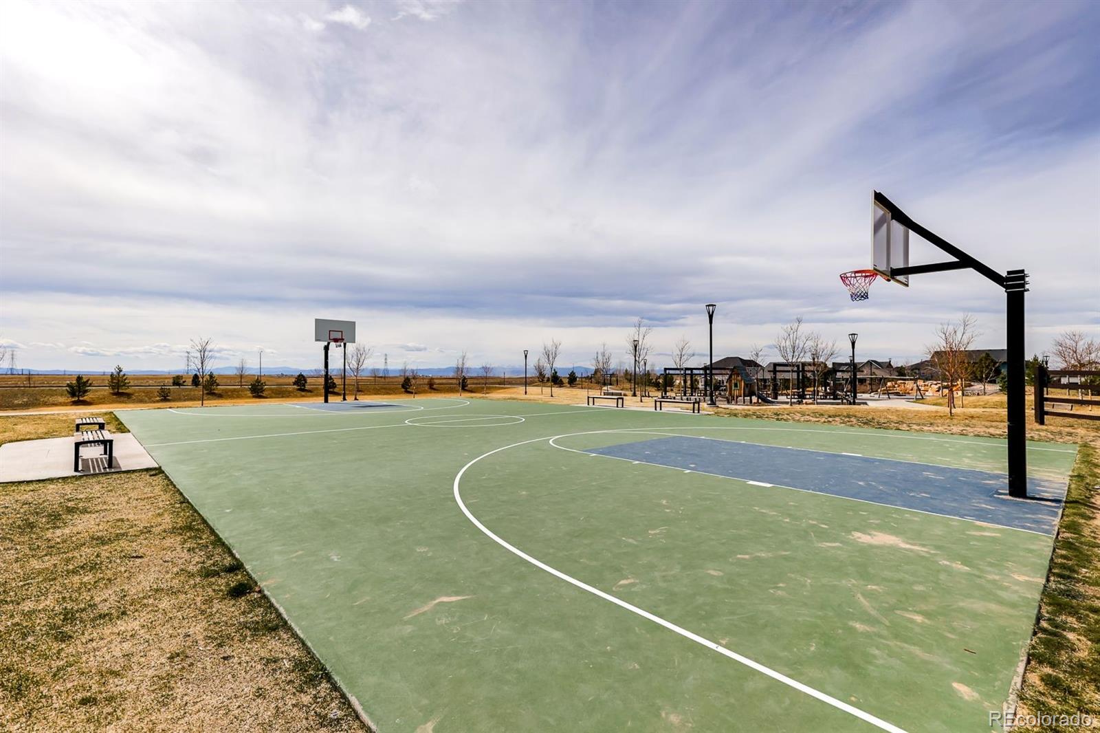 75 S Uriah St, Aurora, CO 80018