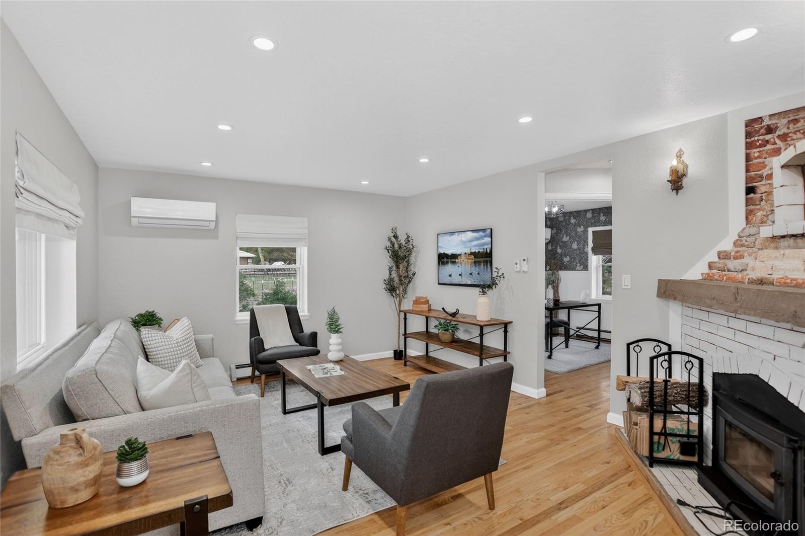6907 W 12th Ave, Lakewood, CO 80214