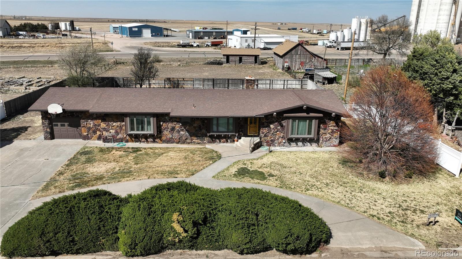 412 W Poplar St, Walsh, CO 81090