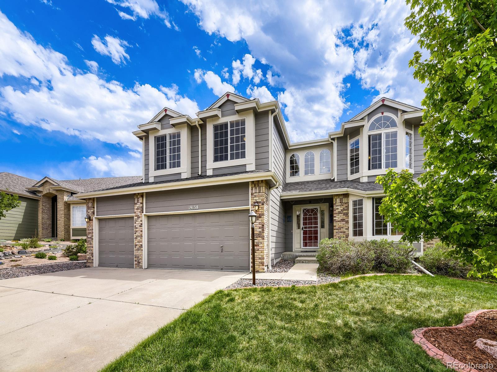 19138 E Berry Dr, Aurora, CO 80015