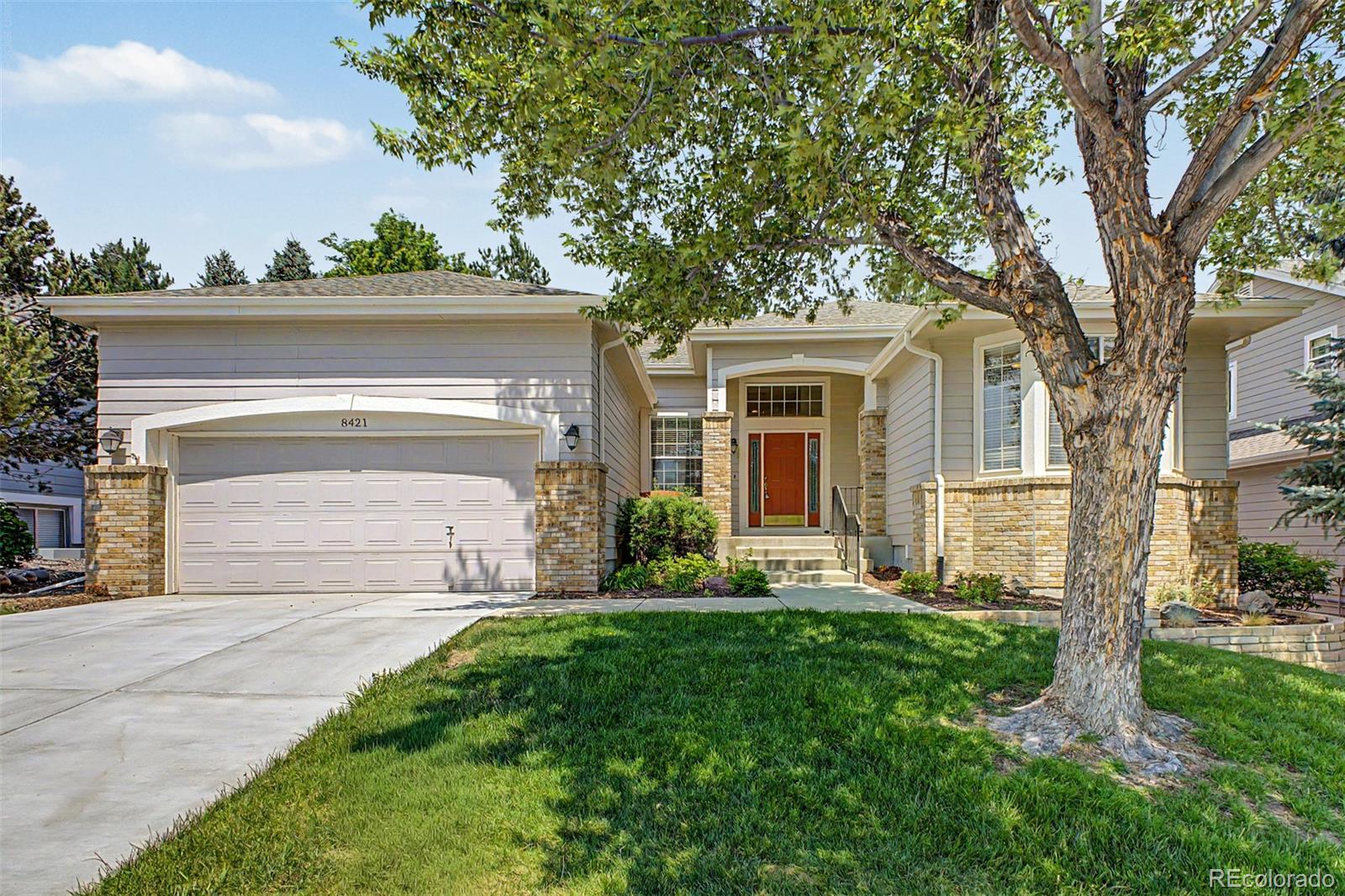 8421 Brambleridge Dr, Castle Pines, CO 80108