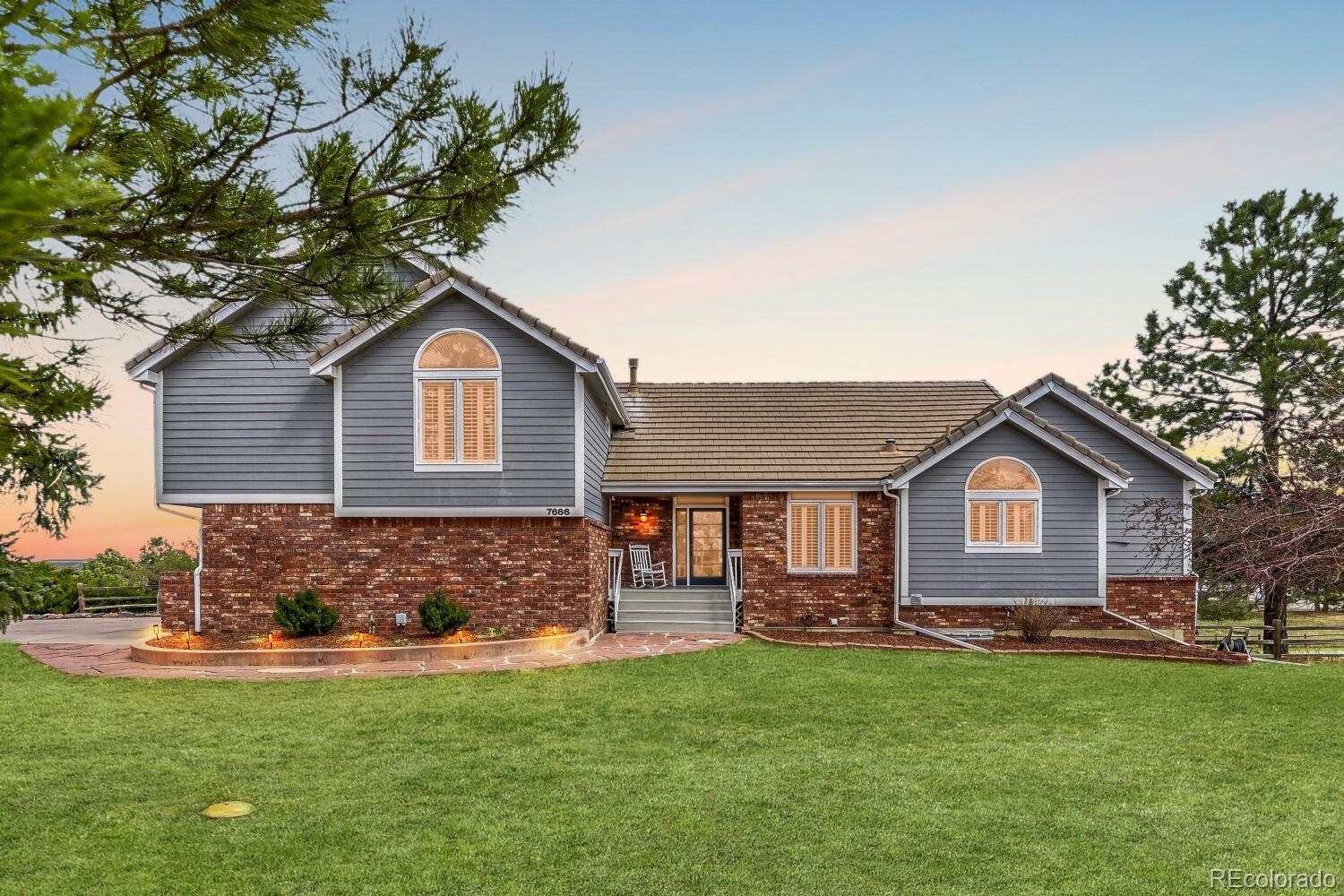 7666 Coventry Dr, Castle Rock, CO 80108