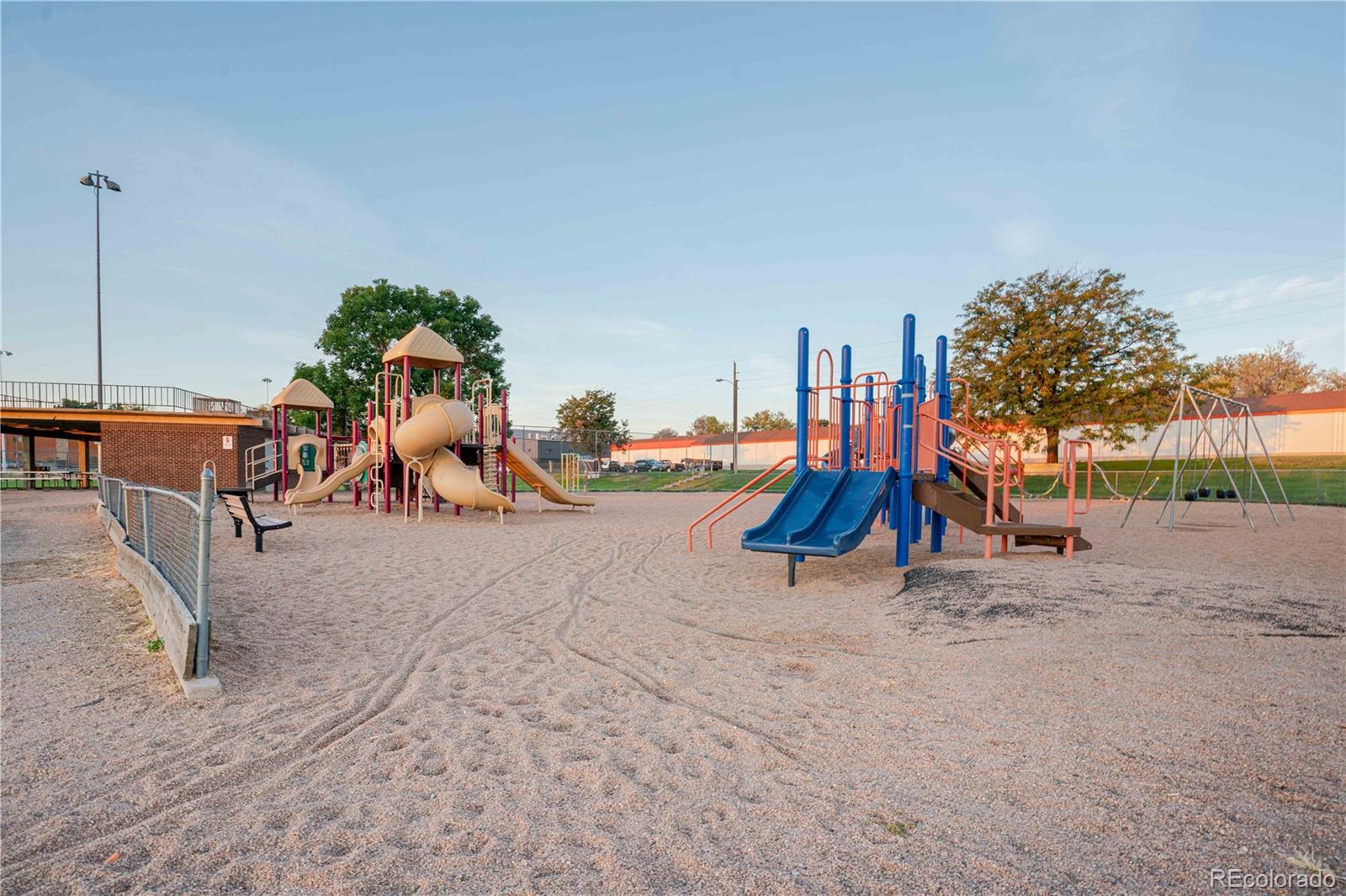 2967 W Tanforan Dr, Englewood, CO 80110