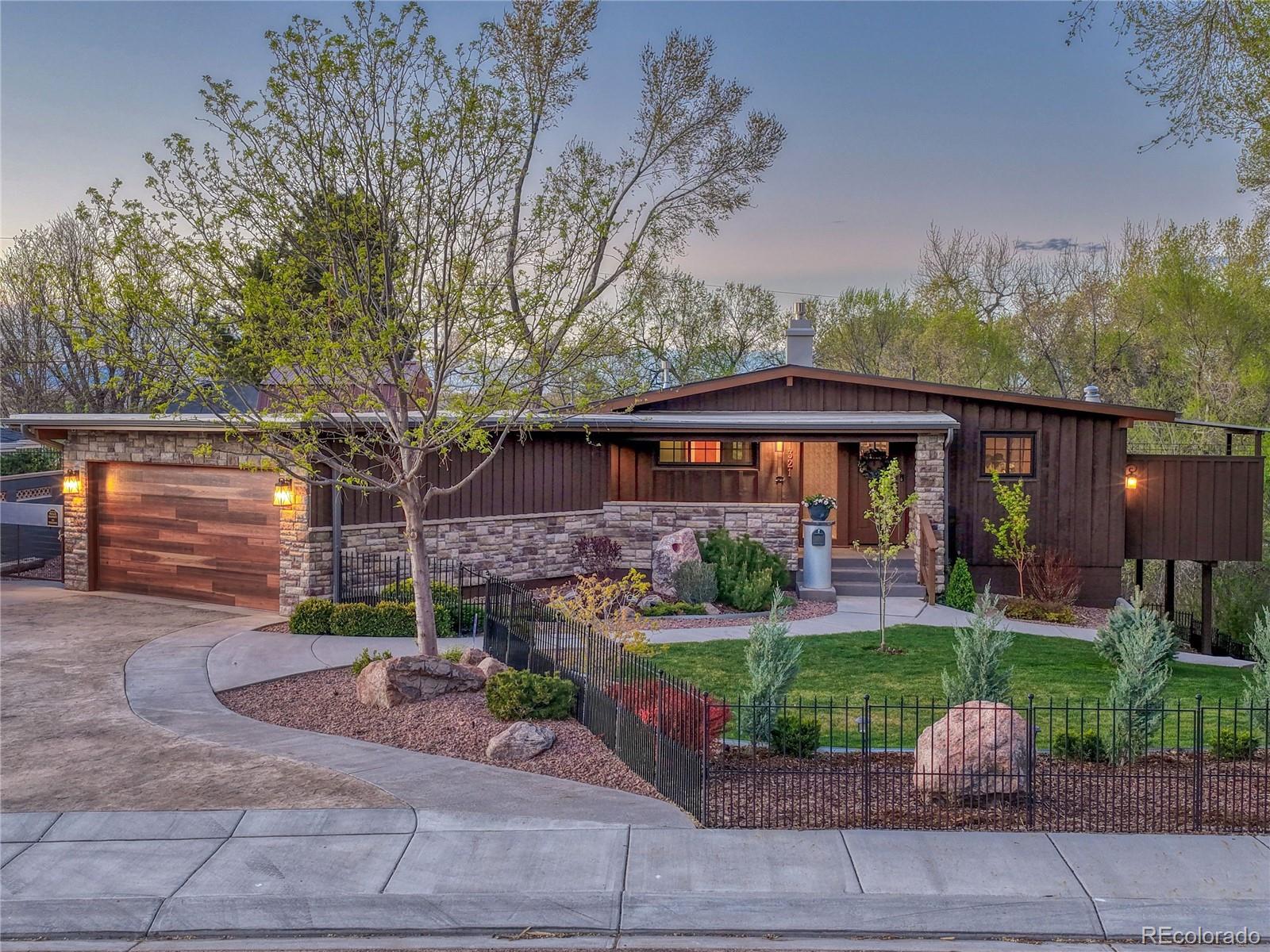 1321 W Abriendo Ave, Pueblo, CO 81004