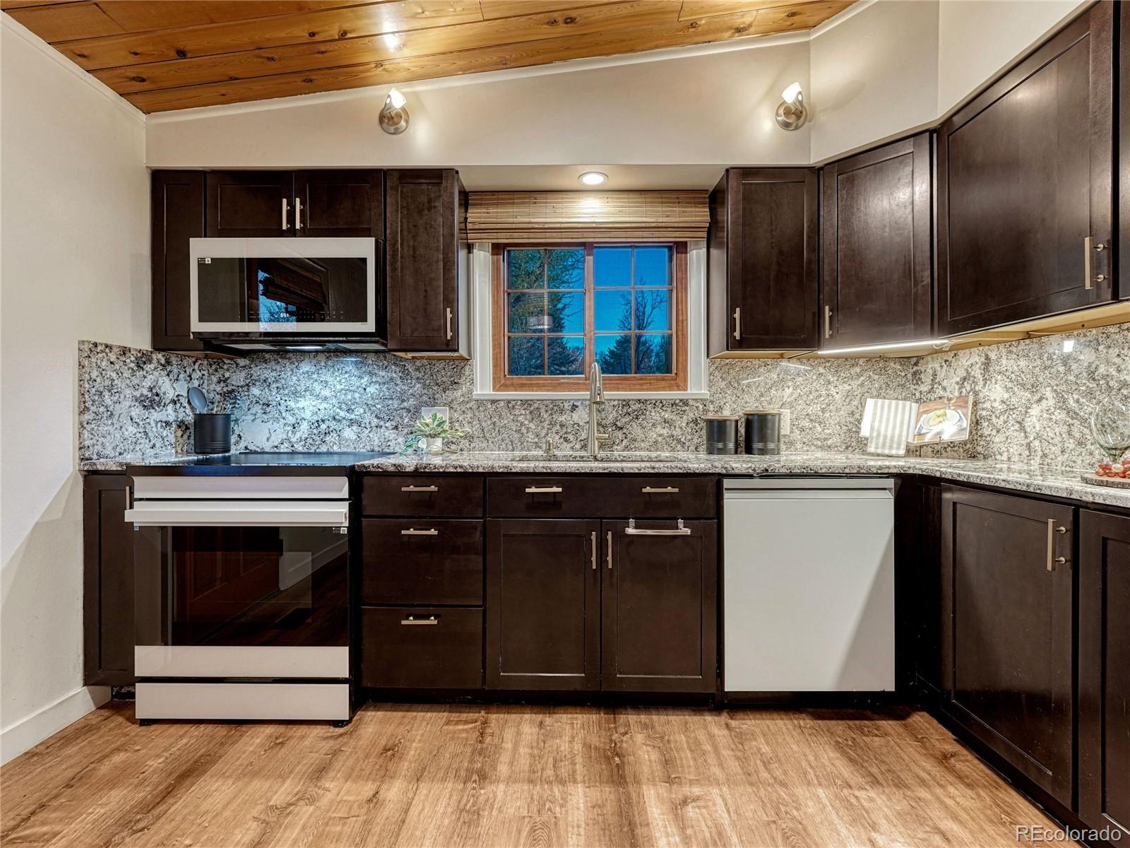 1321 W Abriendo Ave, Pueblo, CO 81004