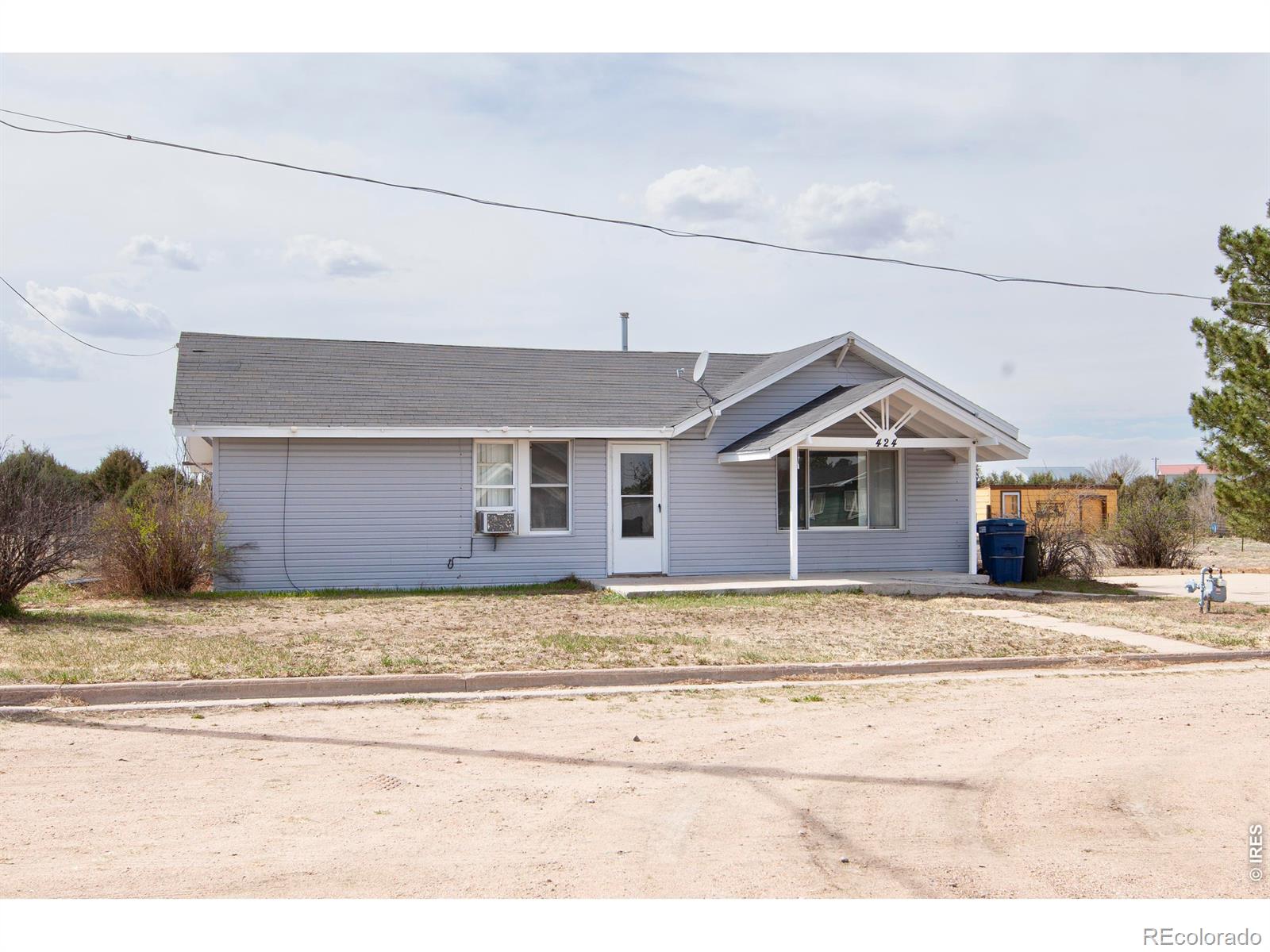 424 S Lincoln Ave, Fleming, CO 80728