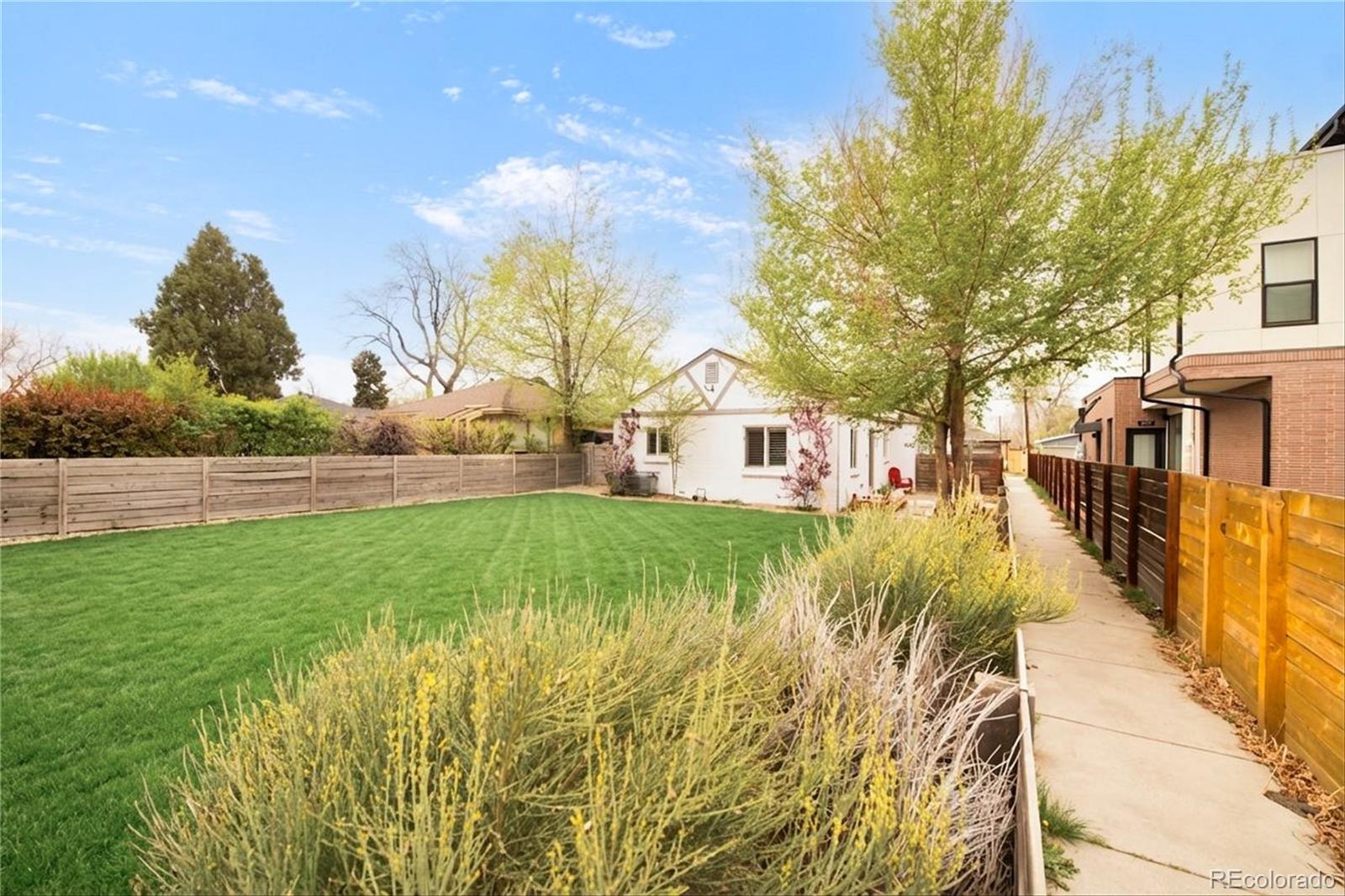 3127 N Saint Paul St, Denver, CO 80205