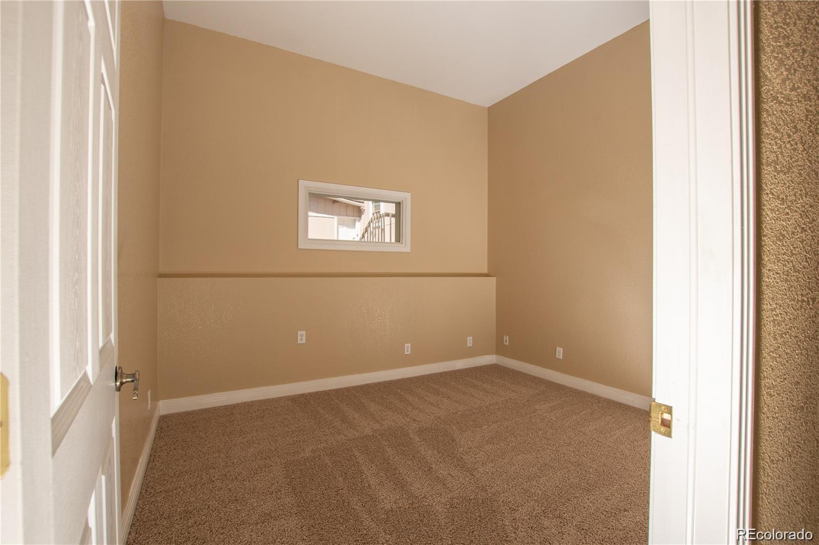 325 E Kiowa Ave, Elizabeth, CO 80107