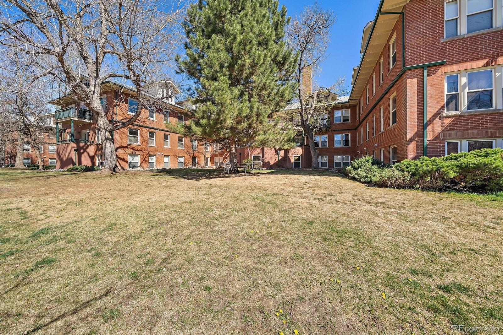 3249 W Fairview Pl #206, Denver, CO 80211