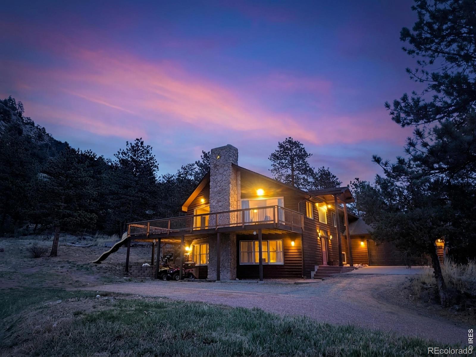 48 Button Rock Rd, Lyons, CO 80540