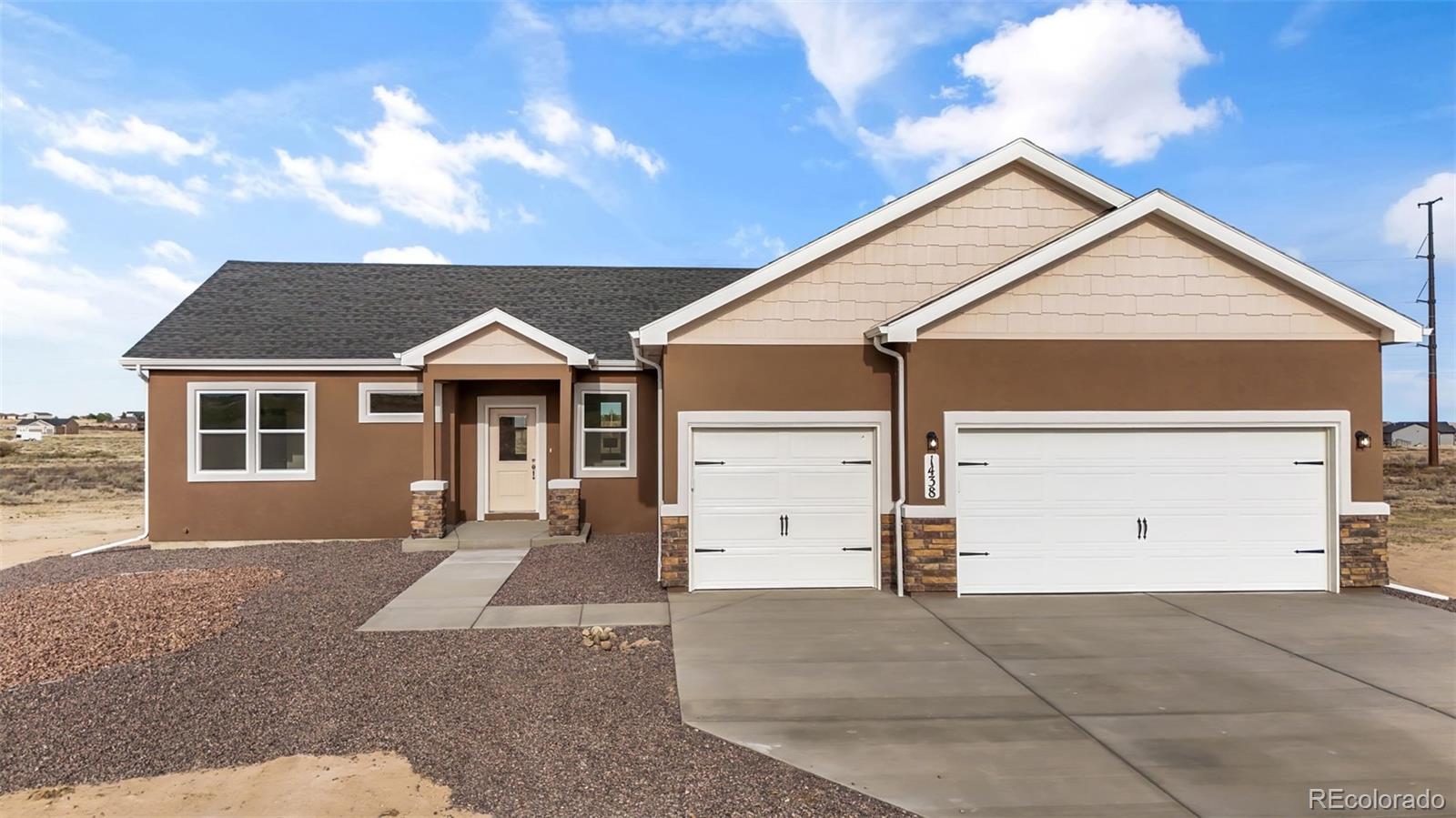 1438 N Moonbeam Dr, Pueblo West, CO 81007