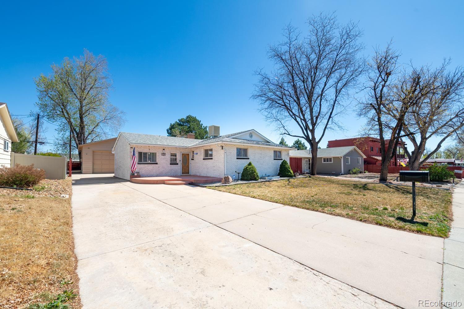 557 Rose Dr, Colorado Springs, CO 80911