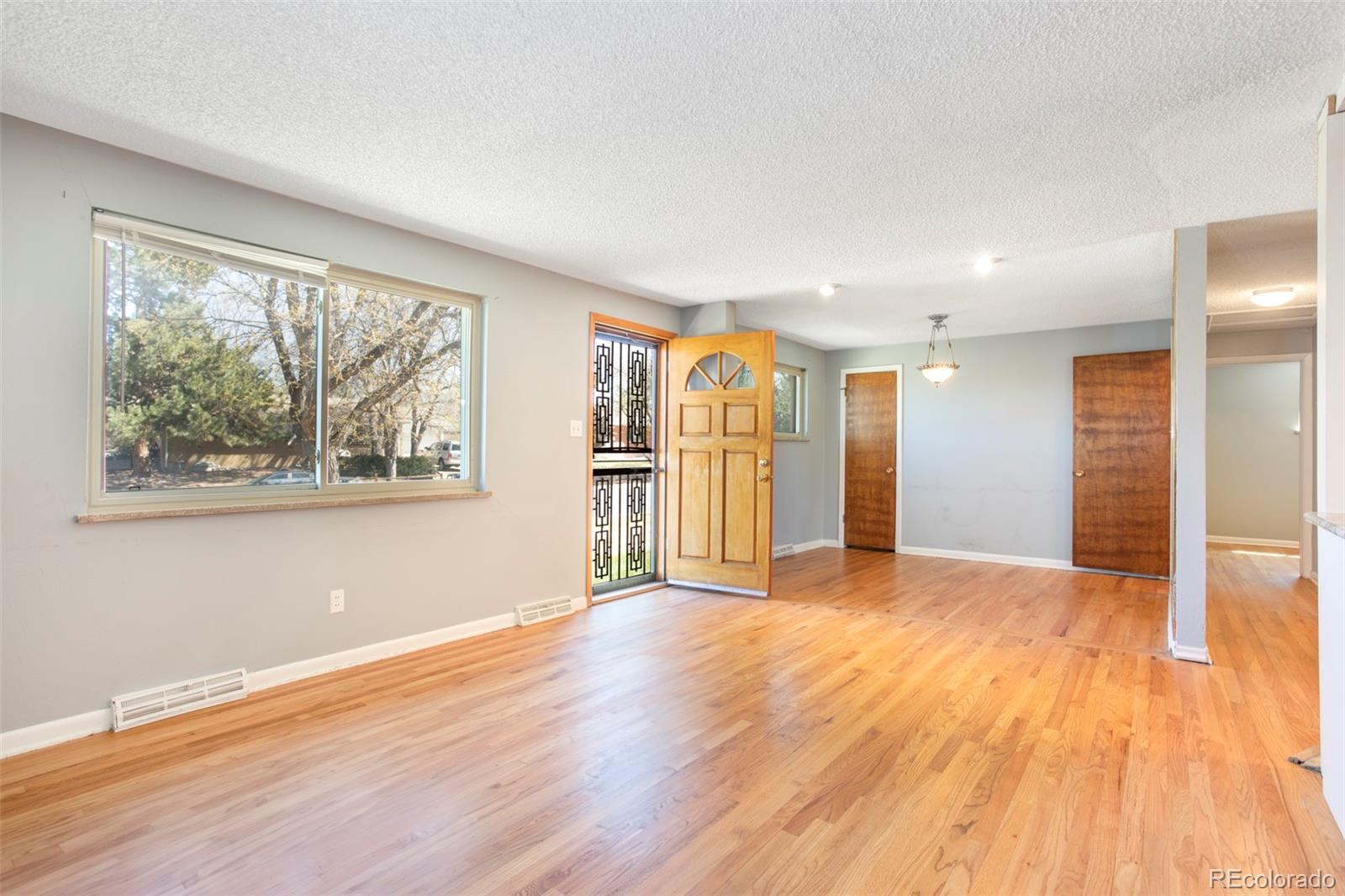 12434 E Alaska Ave, Aurora, CO 80012