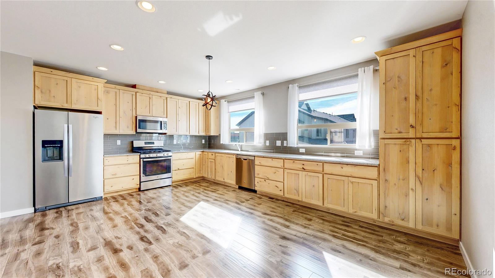 9076 E 50th Ave, Denver, CO 80238