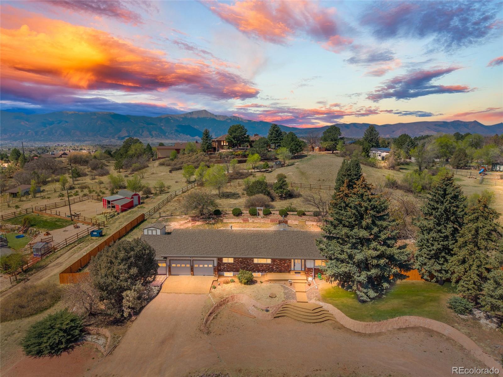 2304 Lazy R Ln, Colorado Springs, CO 80915