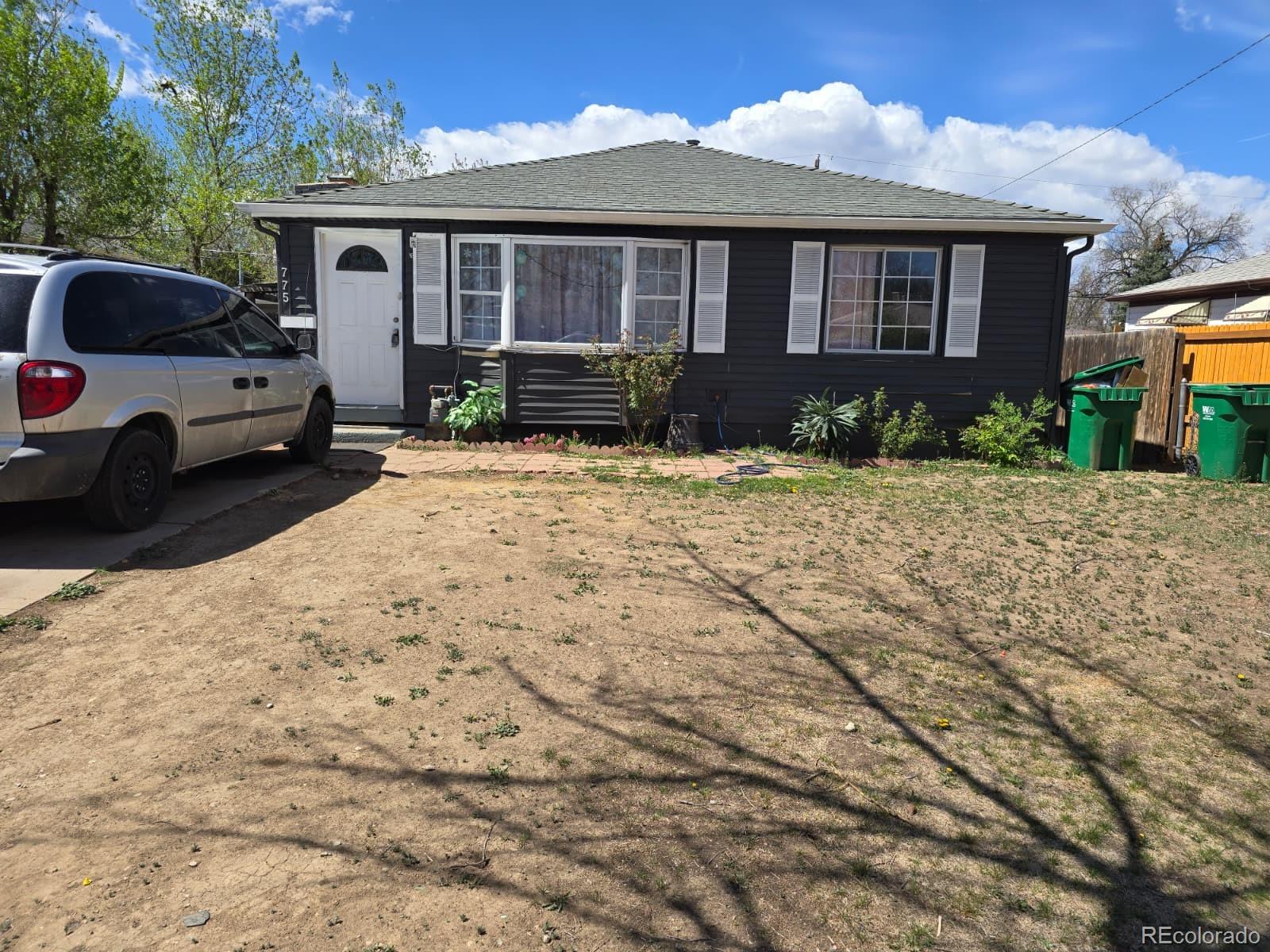 775 Geneva St, Aurora, CO 80010
