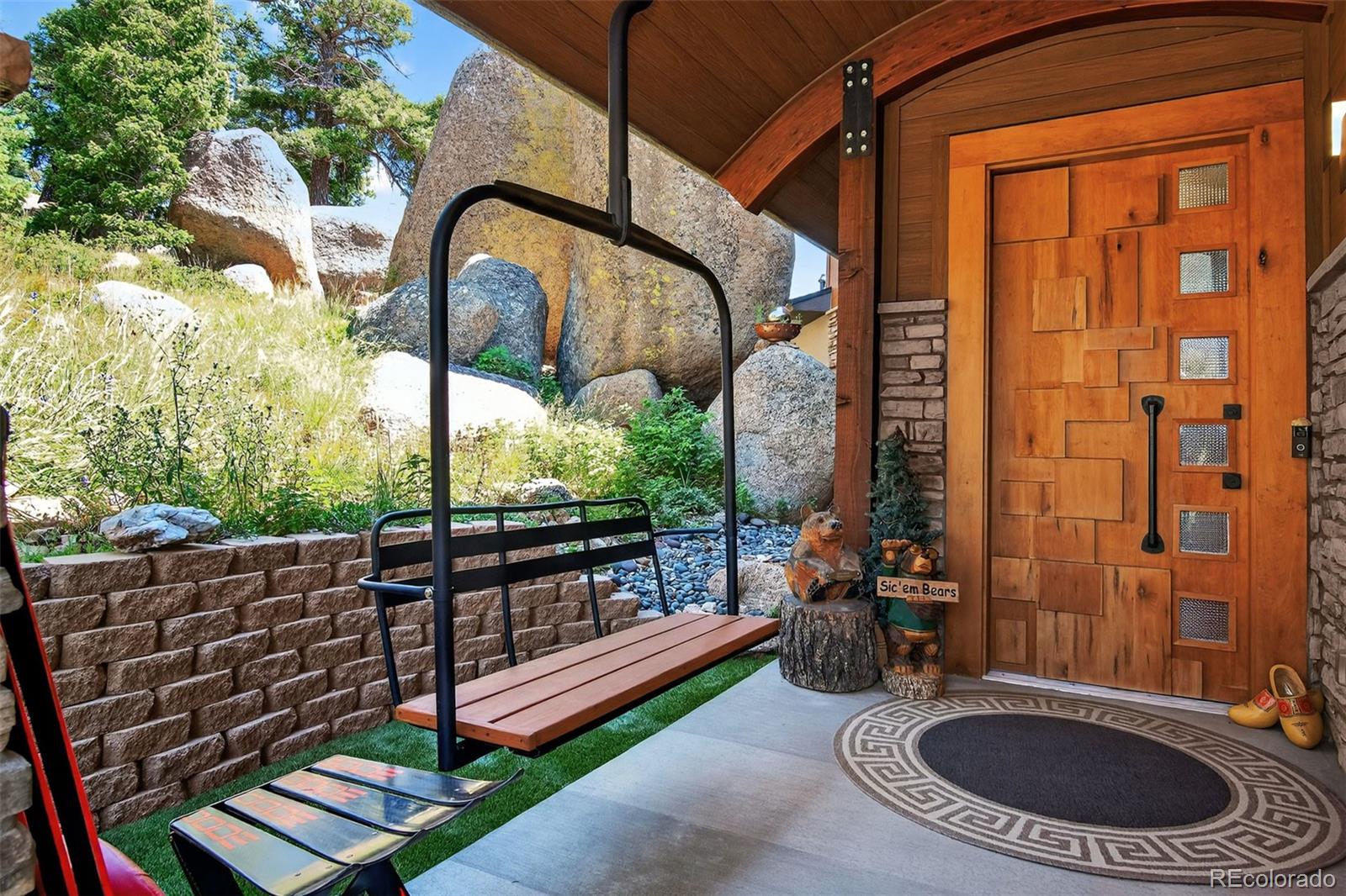 5320 Lost Cabin Rd, Manitou Springs, CO 80829