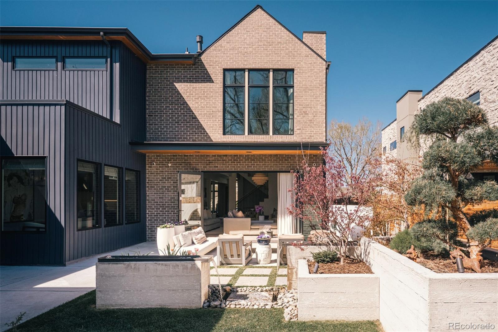 1130 S Cook St, Denver, CO 80210