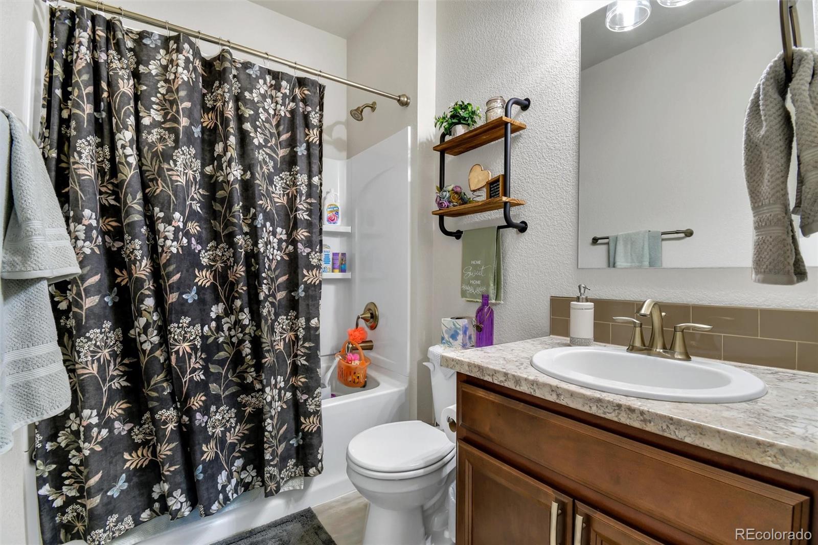 1101 Johnson St, Wiggins, CO 80654