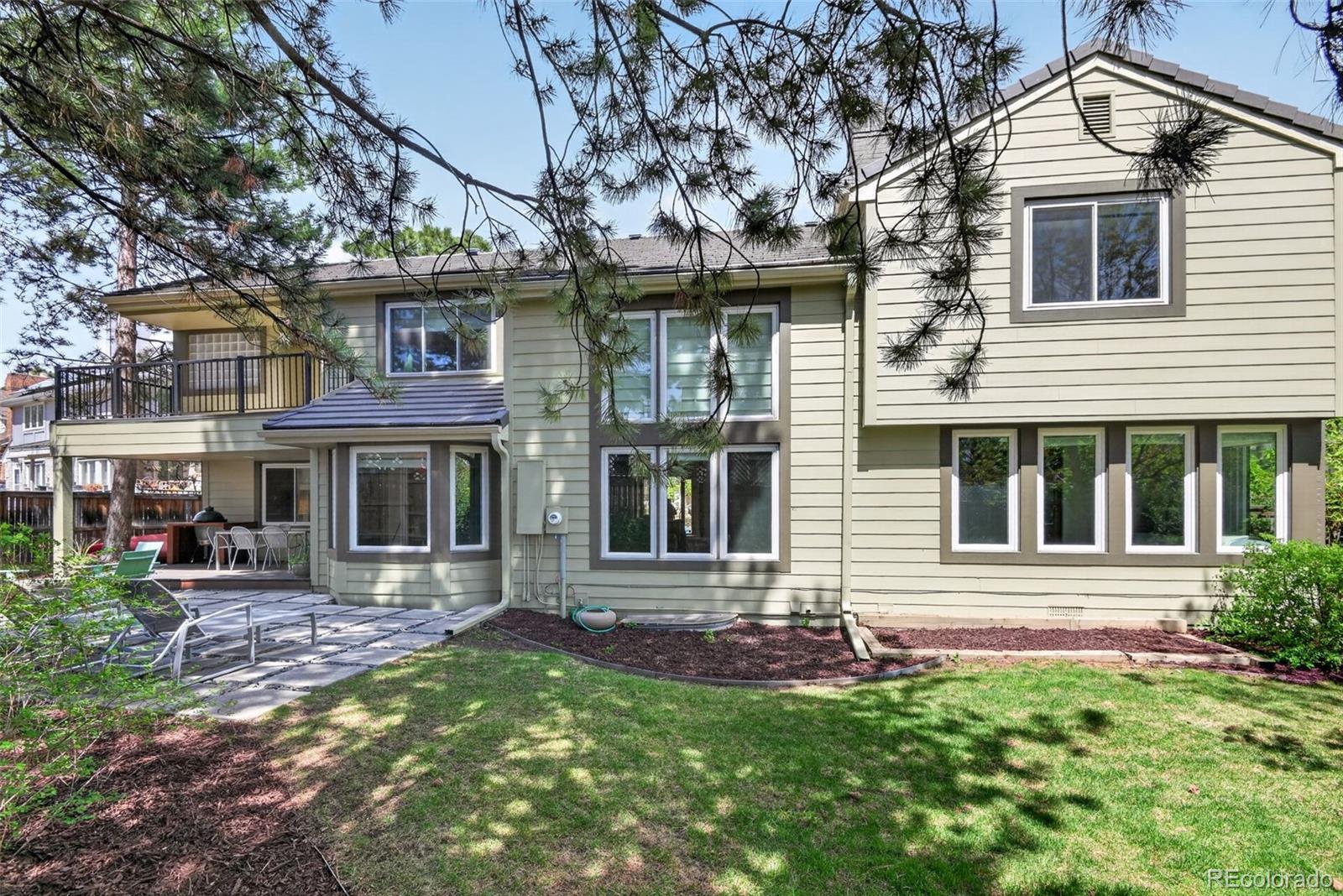 9830 E Fair Ln, Englewood, CO 80111