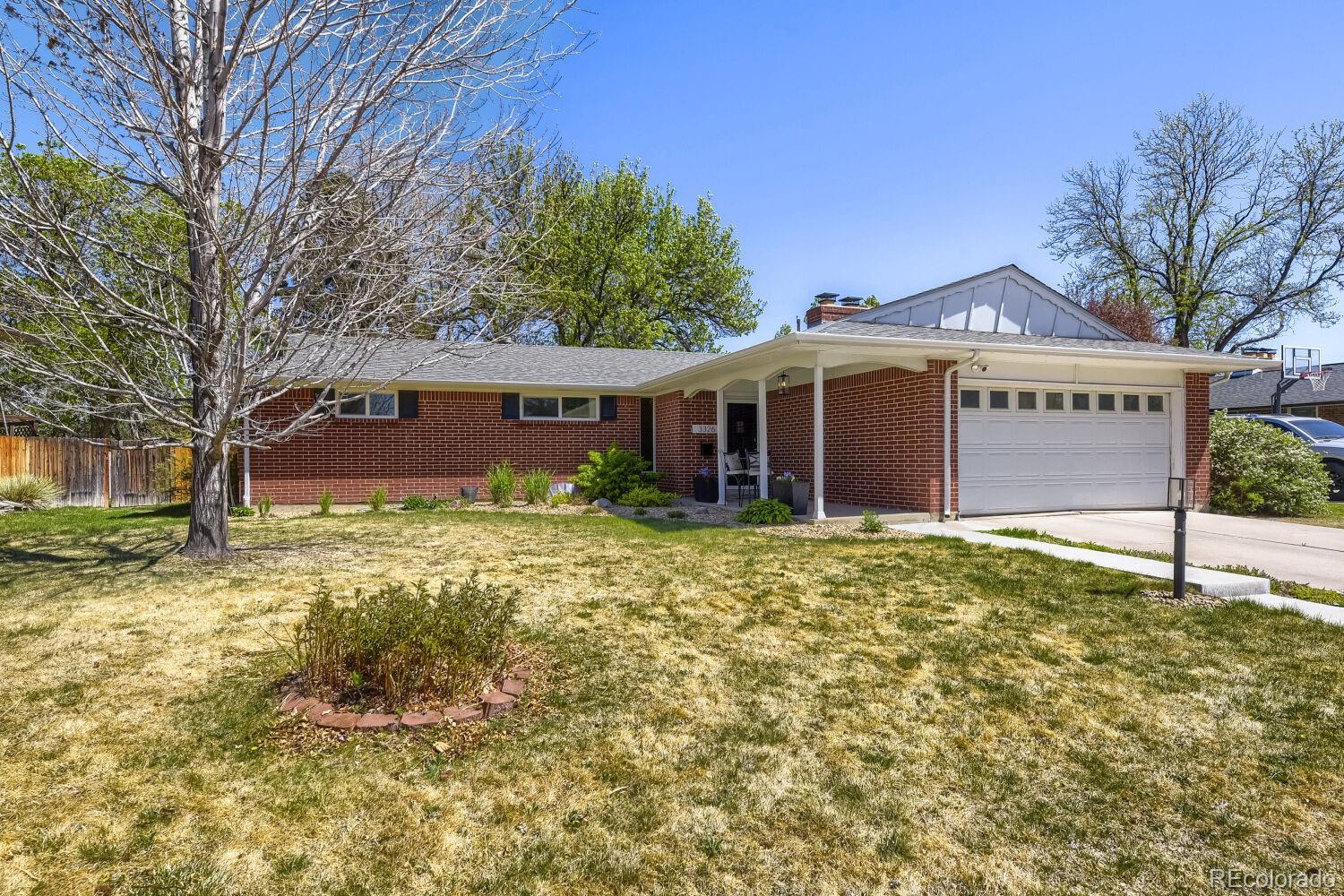 3326 S Verbena Ct, Denver, CO 80231