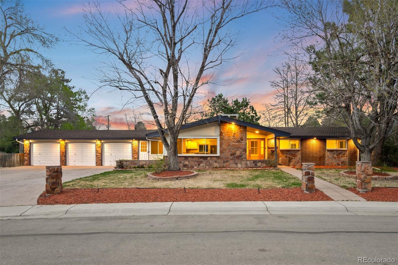 4516 S Yosemite Ct, Greenwood Village, CO 80111