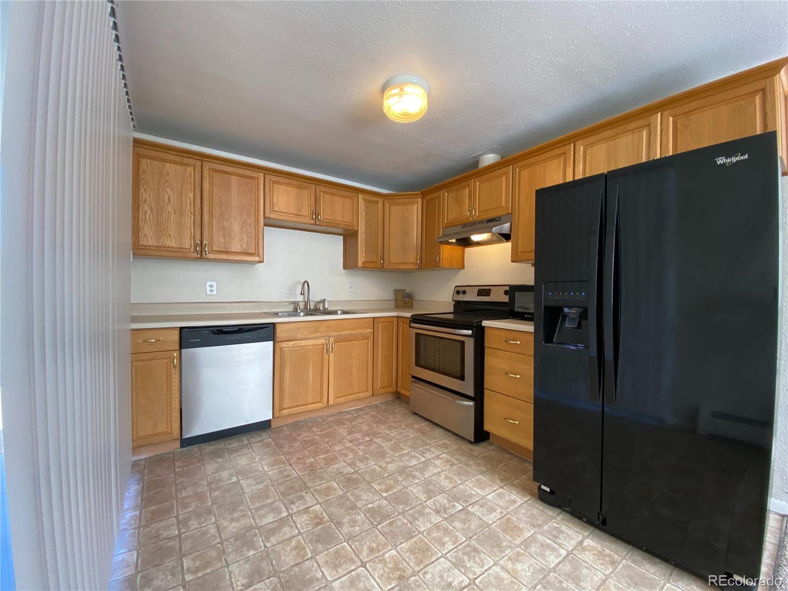 7375 W 3rd Ave, Lakewood, CO 80226