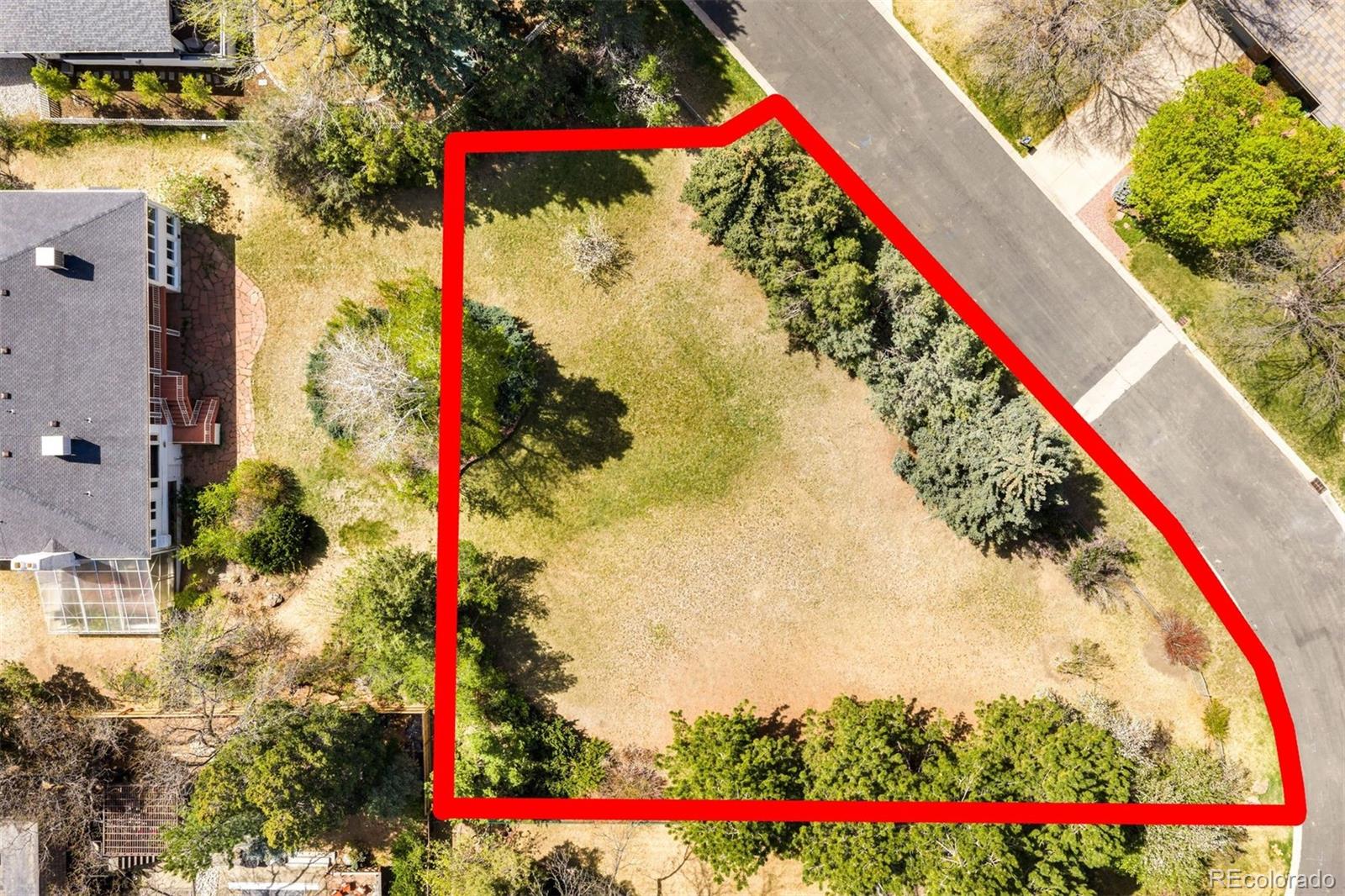 5691B Southmoor Ln, Englewood, CO 80111