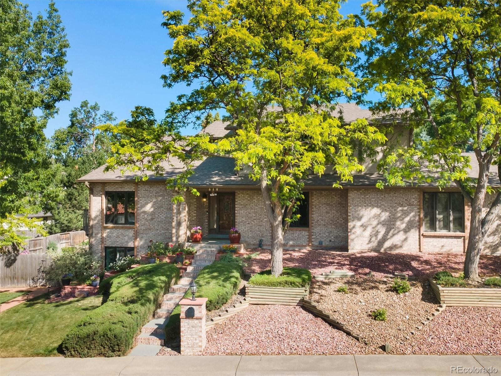 210 Ouray Ave, Broomfield, CO 80020