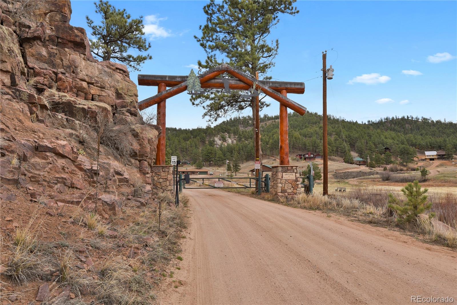 88 Crystal Ln, Lake George, CO 80827