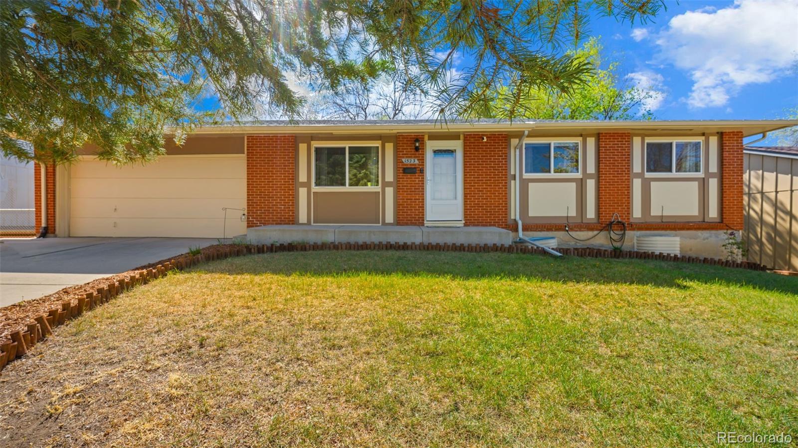 1523 Saratoga Dr, Colorado Springs, CO 80910