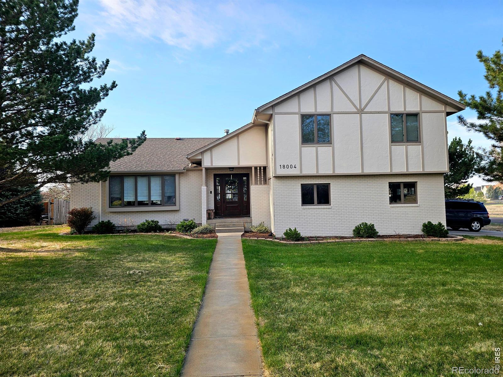 18004 Willow Dr, Sterling, CO 80751
