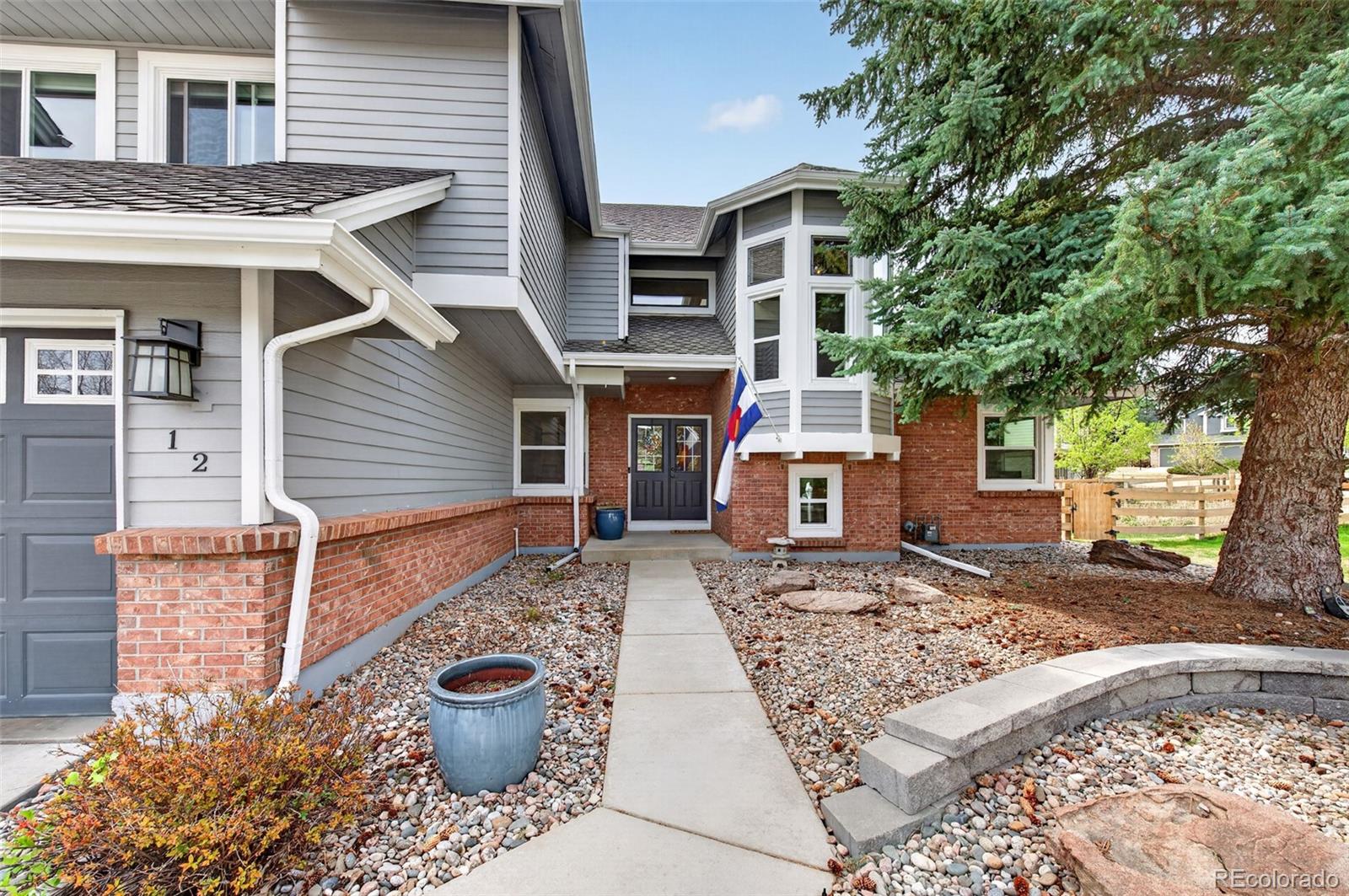 12 Sycamore Ln, Littleton, CO 80127