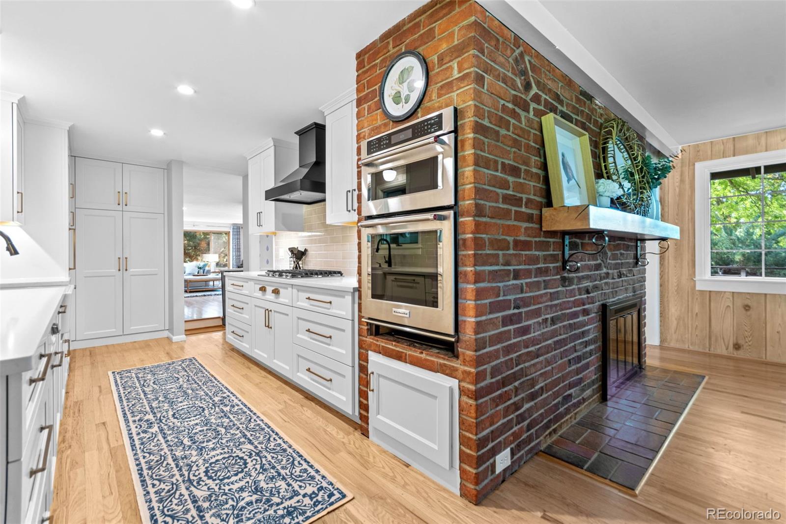 5465 W Ontario Ave, Littleton, CO 80128