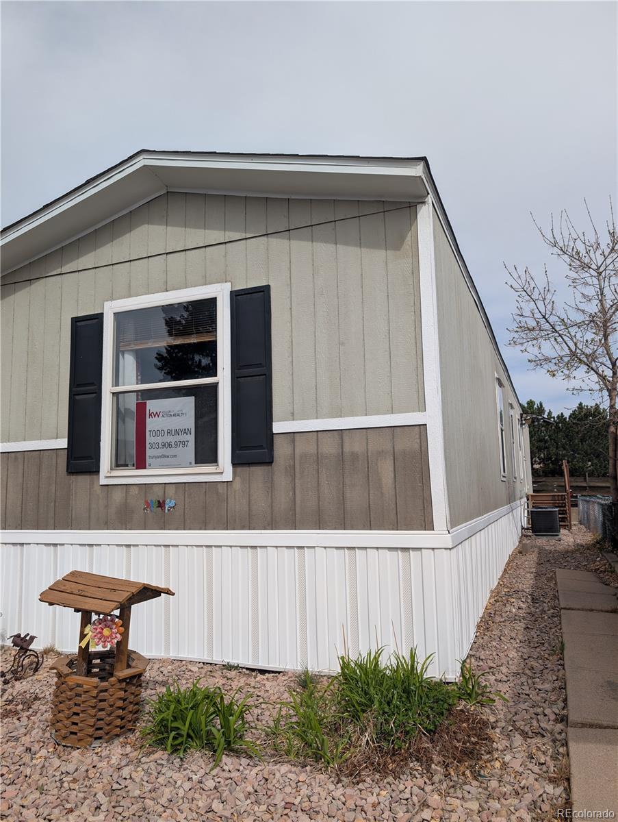 19 Danny St, Castle Rock, CO 80109
