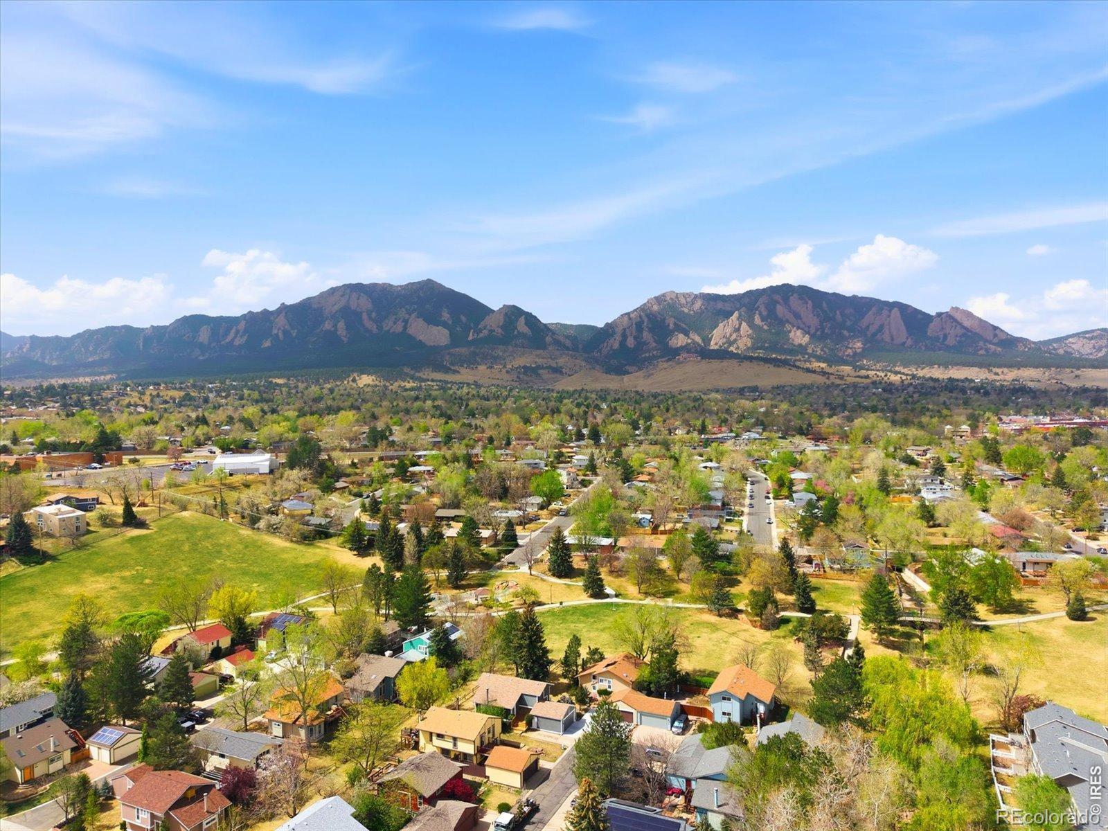 850 W Moorhead Cir #3E, Boulder, CO 80305
