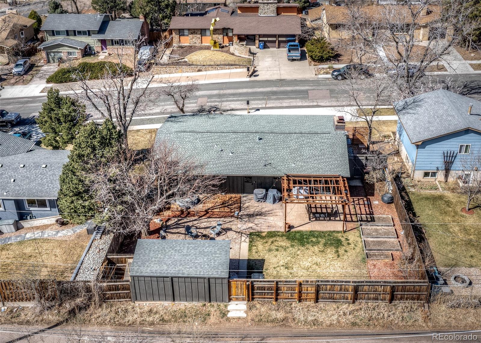 609 Pioneer Ln, Colorado Springs, CO 80904