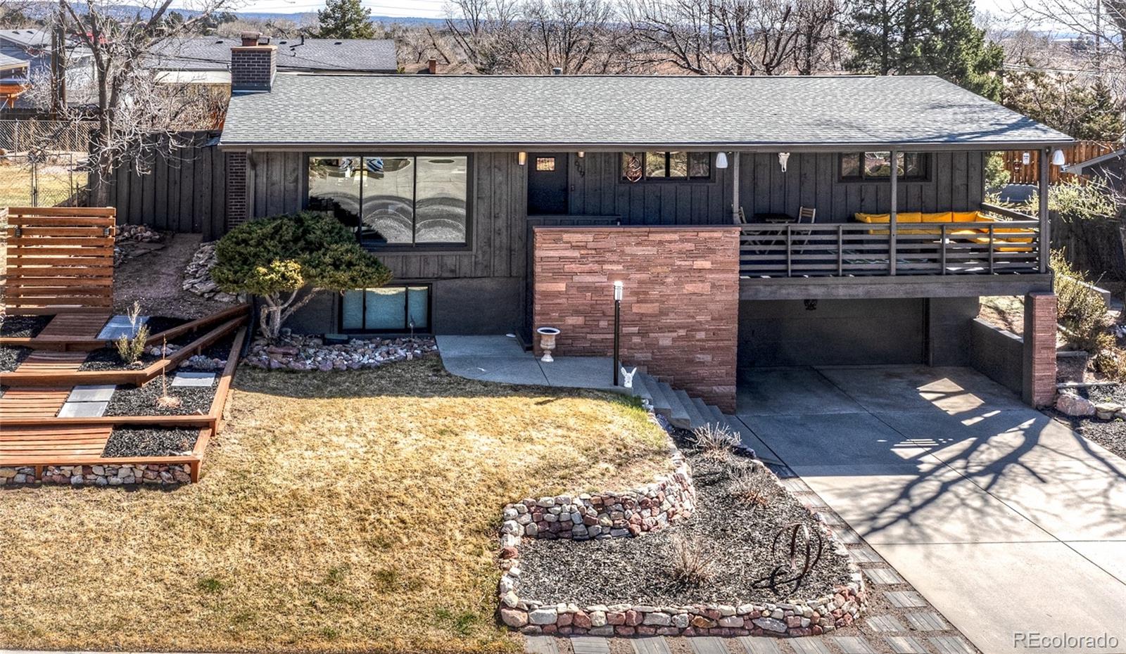 609 Pioneer Ln, Colorado Springs, CO 80904