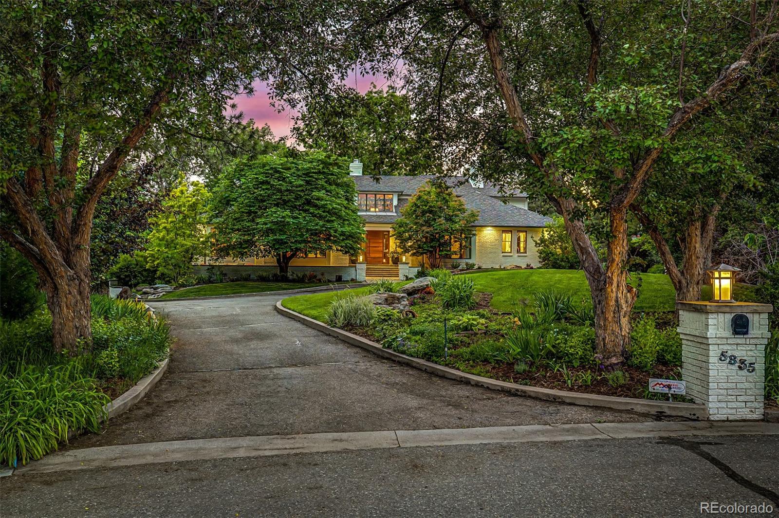 5835 S Franklin Ct, Greenwood Village, CO 80121