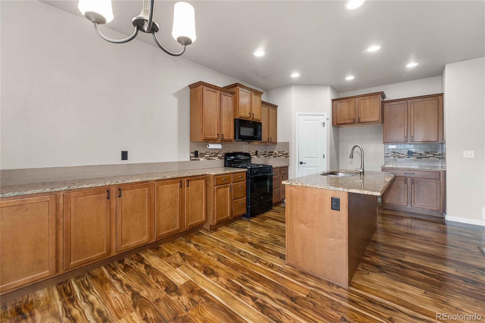 843 Settlers Dr, Milliken, CO 80543