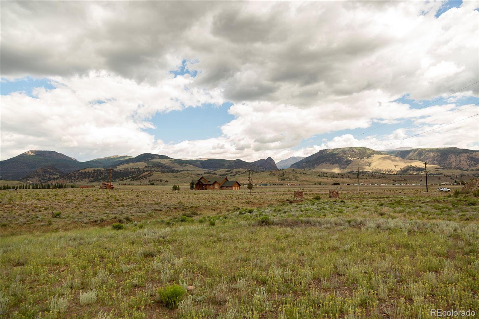 410 Macfarlane Ln, Creede, CO 81130