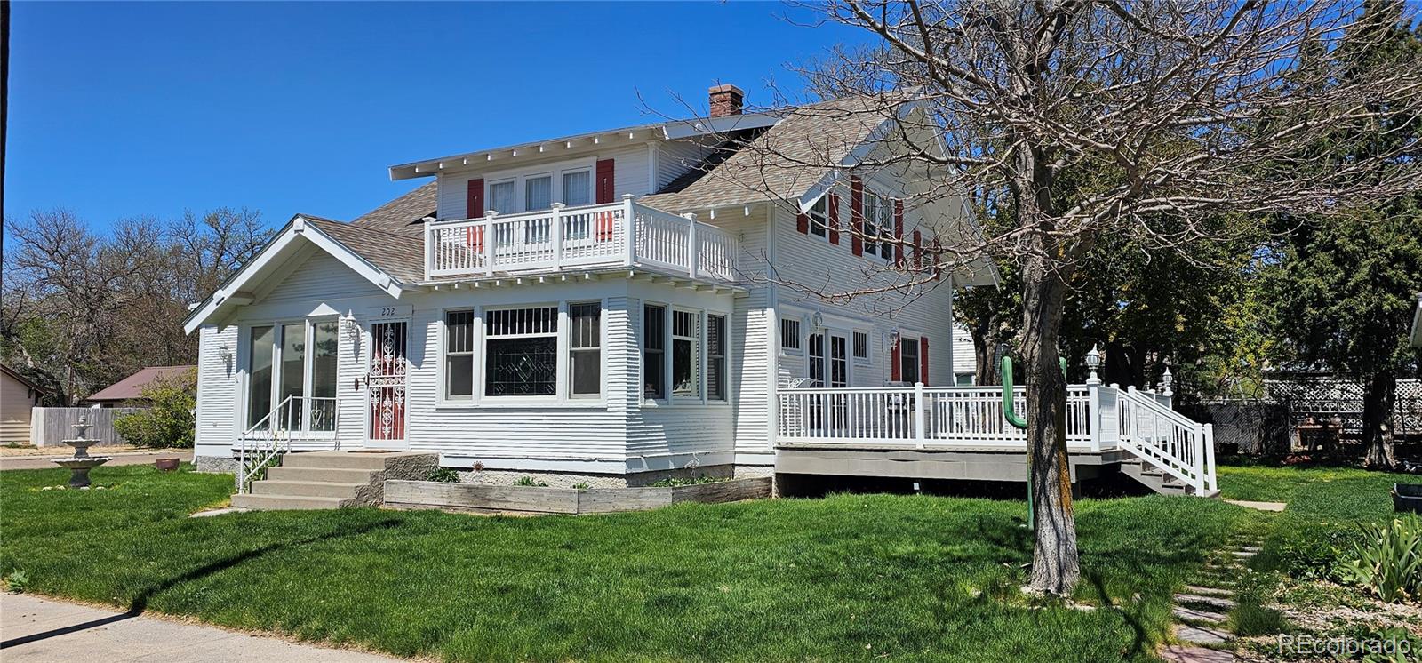 202 E 5th St, Flagler, CO 80815