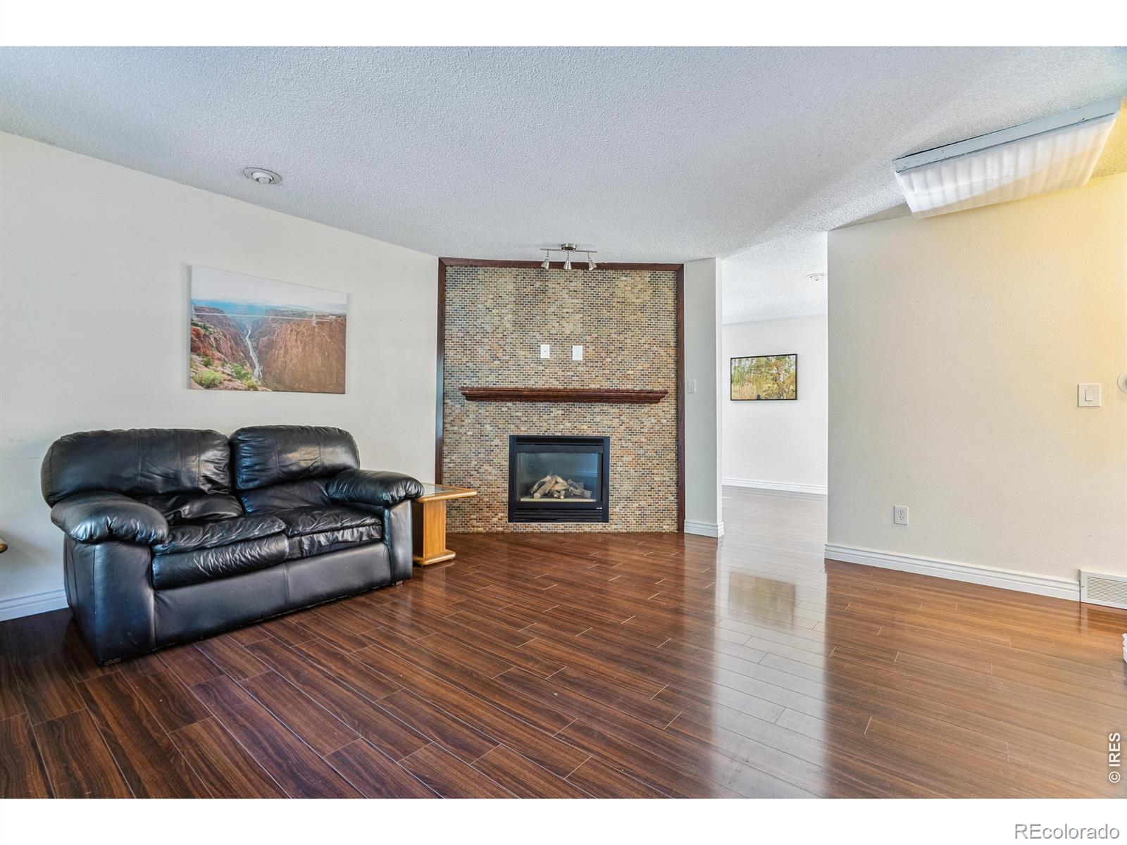 700 Riverbend Dr, Fort Collins, CO 80524