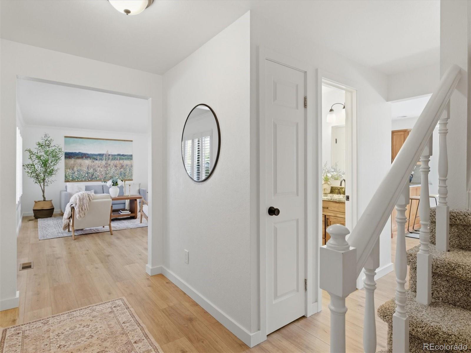 5576 W Hinsdale Pl, Littleton, CO 80128