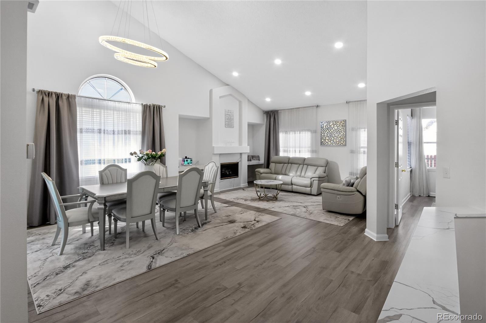 2217 S Kenton Way, Aurora, CO 80014